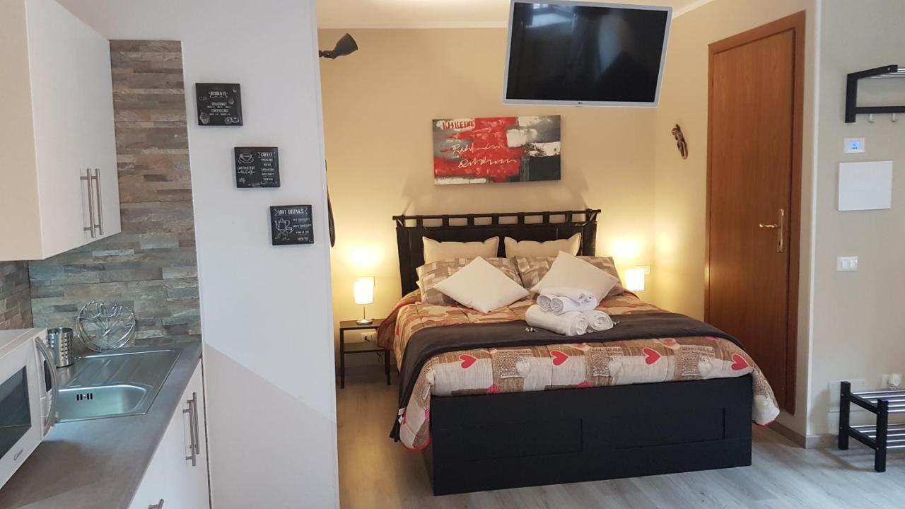Moro Dal Castel - Appartamento Al Moro Castelnuovo del Garda Bagian luar foto